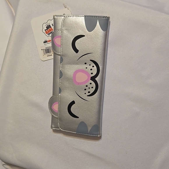 Wallet, Big Bang Theory, Soft Kitty, Warm Kitty, Silver, Pink, Tri-fold, NWT - Picture 1 of 10